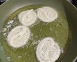 A picture of step 4 of Instant Crispy Jalebi.