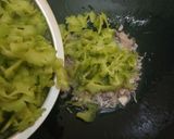 Foto langkah ke 5 dari resep Telur Dadar Pare khas Pontianak Kalimantan Barat.