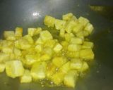 A picture of step 3 of Green Peas and Paneer Curry.