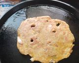 A picture of step 3 of Thalipeeth.