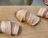 Aszalt szilvával töltött baconos csirkemell recept fázis 3 fotója
