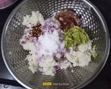 A picture of step 3 of Poha Donut Vada.