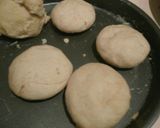 A picture of step 4 of Aloo Paratha.