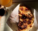 Foto del passaggio 2 della ricetta Omelette dolce con banana 🍌 🍳