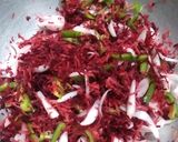 A picture of step 2 of Cheesy Beetroot Sandwich.