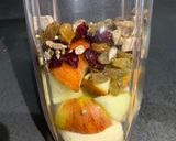 A picture of step 1 of Apple Banana with Dried fruits Smoothie.
