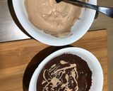 Foto langkah ke 1 dari resep Molten Lava Cake with Salted Caramel Sauce.