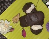 A picture of step 5 of Bounty chocolate bar.