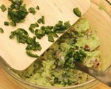 Guacamole (avokádókrém) recept fázis 5 fotója