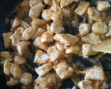 Foto del paso 5 de la receta: Pollo al Strogonoff con champiñón en conserva