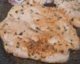 Foto langkah ke 6 dari resep Chiken Steak with Cream Sauce.