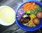 A picture of step 1 of Veggie and fish fried egg.