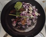Foto langkah ke 3 dari resep Bening Ikan Kuah Asam.