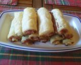 Sonkás-sajtos leveles tészta tekercs recept fázis 4 fotója