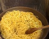 A picture of step 3 of Cheesy Baked Tiger Prawns with Yi Mein Noodles.