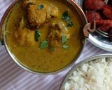 A picture of step 4 of Chicken kulambu (with coconut).