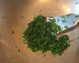 A picture of step 5 of Egg Methi Matar Malai.