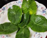 A picture of step 4 of Alu Vadi/Patra.