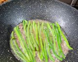 Foto langkah ke 4 dari resep Oseng Buncis Daging Cincang.