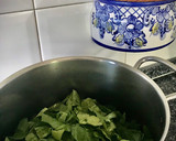 Foto del paso 7 de la receta: Tallarines frescos con salsa de espinacas y tomate