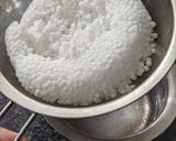 A picture of step 2 of Sabudana khichadi.