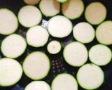 櫛瓜炒鮑魚菇的食譜步驟3照片