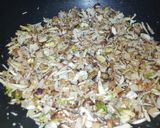 A picture of step 2 of Panjeeri Bhunay chanay k sath.