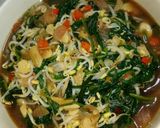 Foto langkah ke 5 dari resep Tumis Kangkung Pedas Manis.