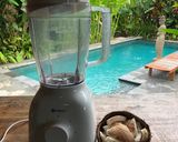 A picture of step 1 of Homemade coconut yoghurt.