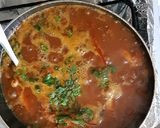 A picture of step 3 of Crab pulsu /crab gravy.