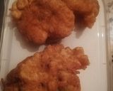 Foto del paso 4 de la receta: Merluza rebozada con patatas y bollitos de rebozado