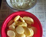 1998. Sajtos hagymás krumpli köret 😋 recept fázis 1 fotója