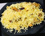 A picture of step 4 of Vegetarian Navratan pulao.