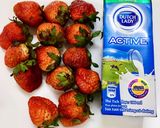 Hình bước làm 1 của món Sinh Tố Dâu 🍓🍓🍓