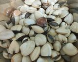 Hình bước làm 1 của món Cháo nghêu nấm rơm 🍲