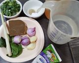 Foto langkah ke 1 dari resep Opor Ayam Telur Bumbu Kari.