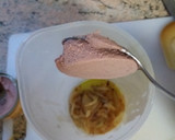 Foto del paso 4 de la receta: Solomillo de pavo en salsa de paté
