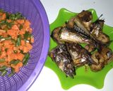 A picture of step 3 of Vegetable Coconut rice and fish.