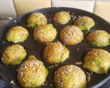 A picture of step 4 of Moong dal appe.