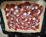 Foto del paso 5 de la receta: Pizza casera con atún y cebolla 🇮🇹