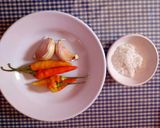 Foto langkah ke 3 dari resep Ikan belanak goreng sambal korek.