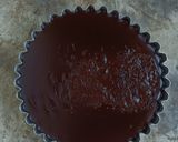 Foto langkah ke 6 dari resep Chocolate Pudding Pie.