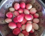 A picture of step 1 of Karonda chutney.
