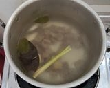 Foto langkah ke 1 dari resep Soto Daging Bening Khas Solo.