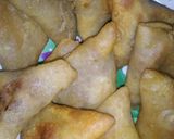 A picture of step 4 of Samosa.