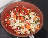 Foto del paso 3 de la receta: Empanadas rellenas de carne y verduras