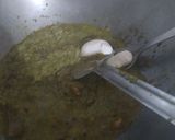 A picture of step 3 of Green Handi chicken.