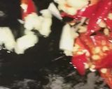 รูปขั้นตอนการทำที่ 1 ของ มะระผัดไข่ใส่แหนม