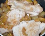 Foto del paso 5 de la receta: Lomo en salsa de ciruelas y uvas