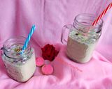 A picture of step 3 of Rose Thandai Milkshake.